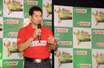 Sachin Tendulkar at Golden Castrol Golden Spanner Awards in ITC Grand Maratha on 21st Oct 2011 (18).JPG